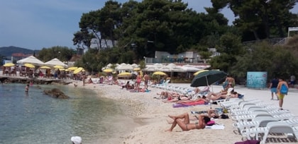 U tijeku popravak tuša na plaži Ovčice u Splitu