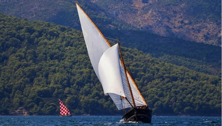 Fotogrfija Hinine novinarke Andrine Luić postaje službena razglednica Europske unije